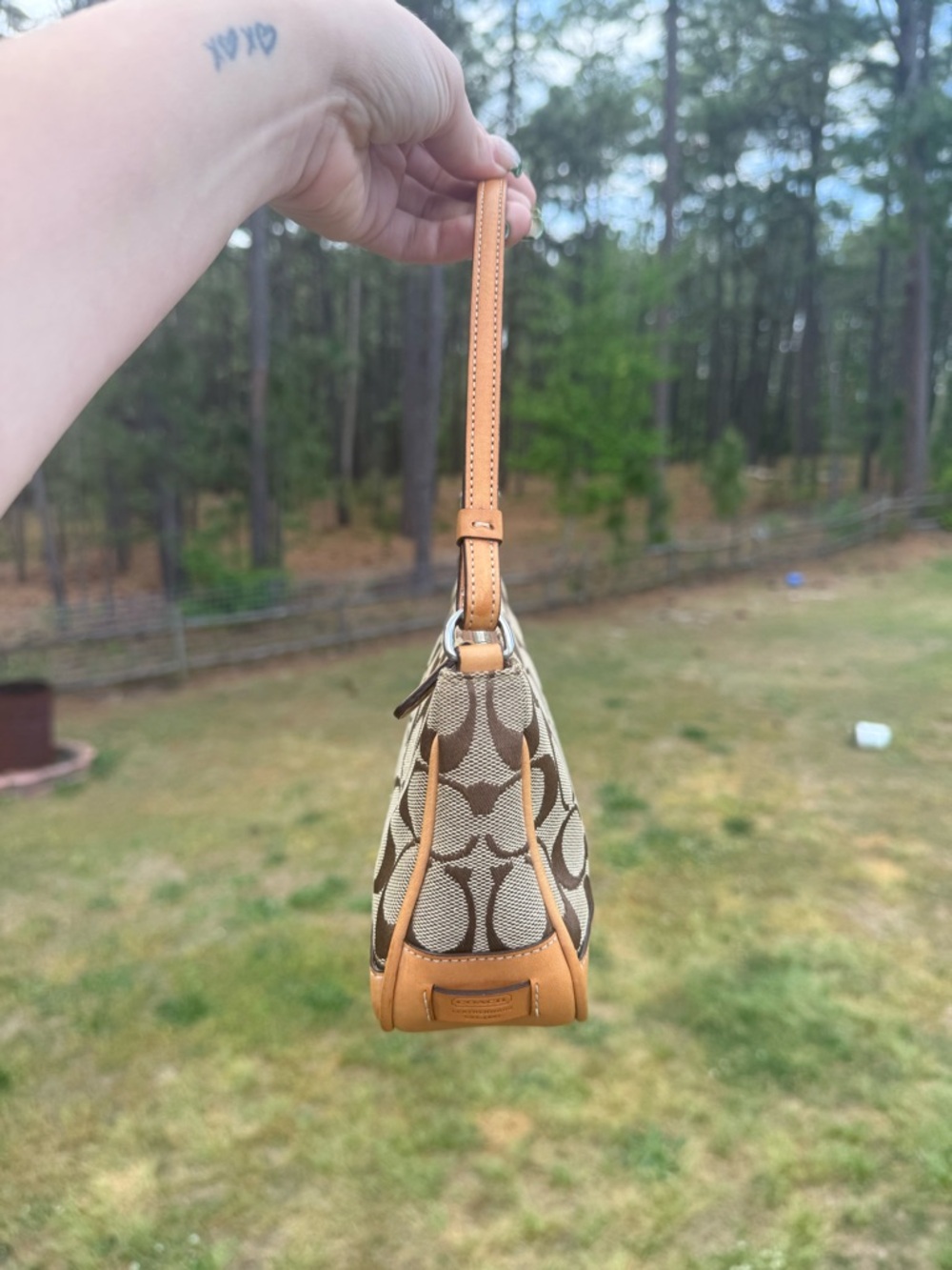 Coach Signature Demi Bag - Picture 4 of 7